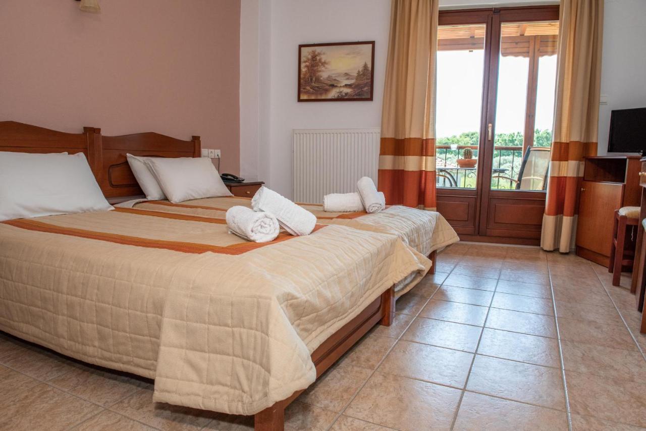 Hotel Ainareti Кала Нера Екстериор снимка
