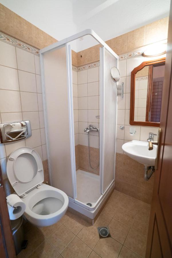 Hotel Ainareti Кала Нера Екстериор снимка