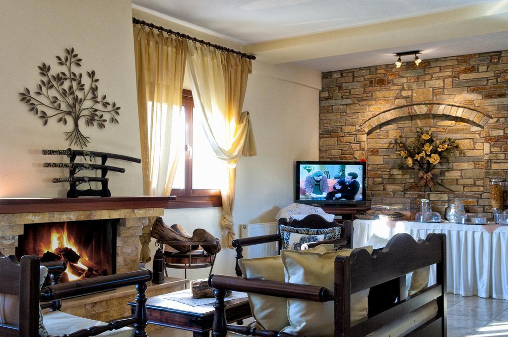 Hotel Ainareti Кала Нера Екстериор снимка