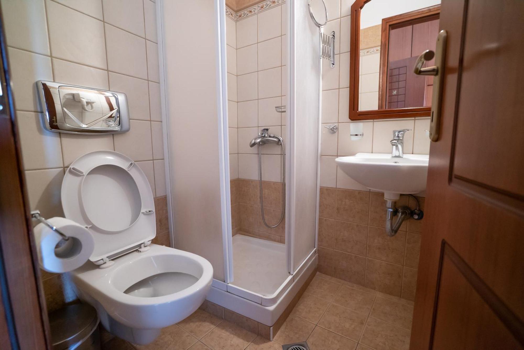 Hotel Ainareti Кала Нера Екстериор снимка